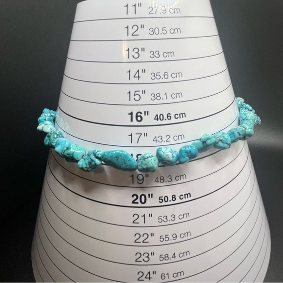 Dyed & Stabilized magnesite Turquoise Nugget Beaded Necklace – TB Marked Chain - Picture 8 of 9